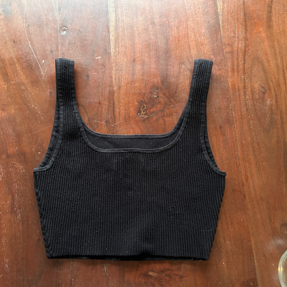 Aritzia Babaton Sculpt Knit Squareneck Cropped Tank Top • size small - Picture 4 of 12